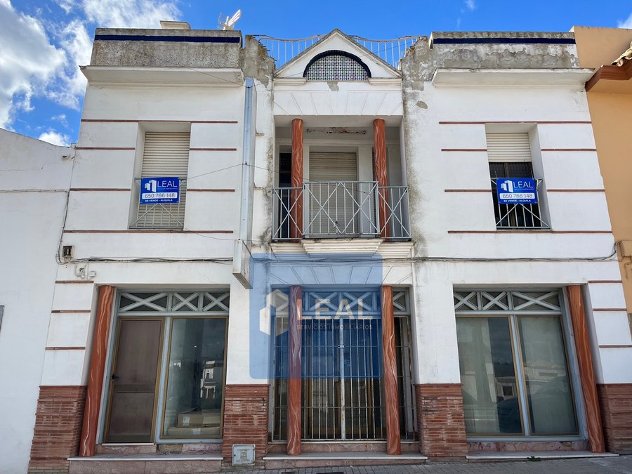 EDIFICIO EN CARRETERA GRAN OPORTUNIDAD